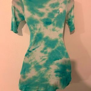 Light weight type dye figure flattering dress